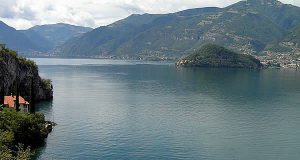 Lac de Côme, Lombardie. Auteur et Copyright Marco Ramerini