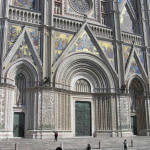 I tre portali del Duomo di Orvieto. Autore e Copyright Marco Ramerini