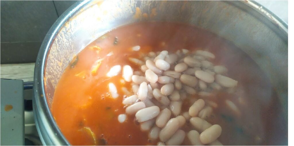 Minestra-di-pane-fagioli-.jpg